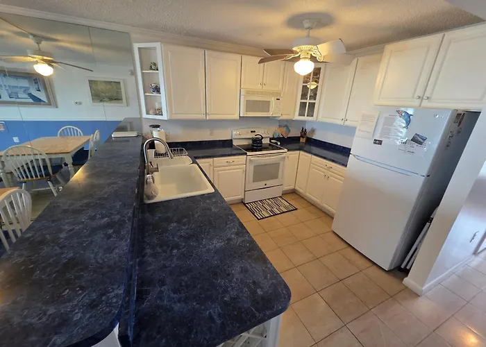 Oceanfront 29th St 2br 2ba Steps To Boardwalk Apartment Ocean Stadt