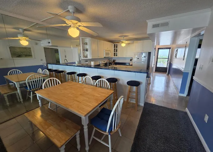 Apartment Oceanfront 29th St 2br 2ba Steps To Boardwalk Ocean Stadt