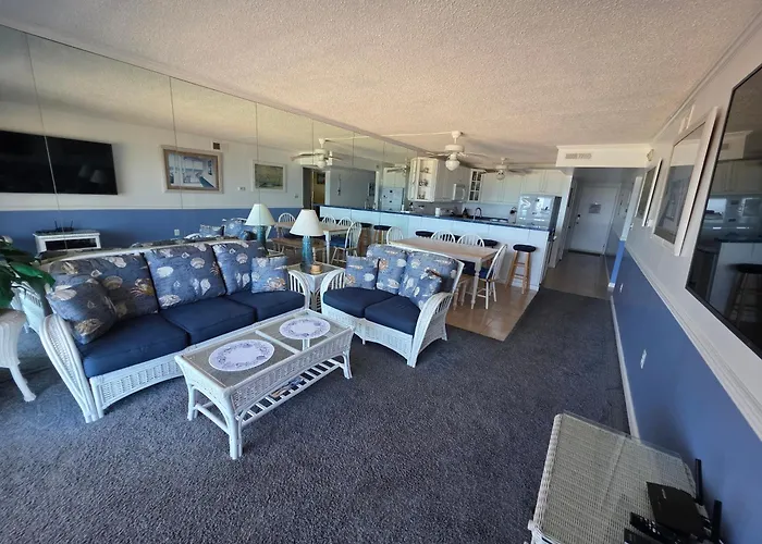 Apartment Oceanfront 29th St 2br 2ba Steps To Boardwalk *